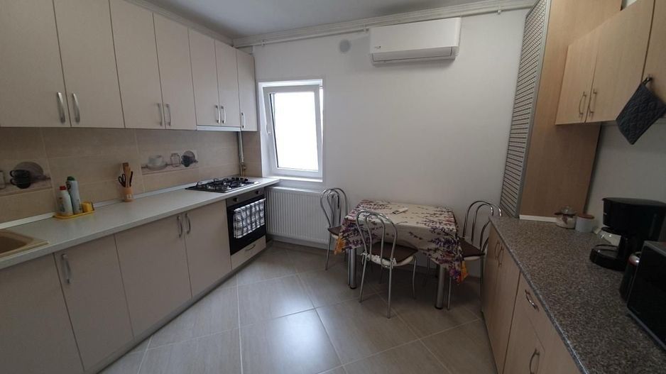 Apartament 3 camere - 13 Septembrie, langa Liceul Odobleja - Poză 4