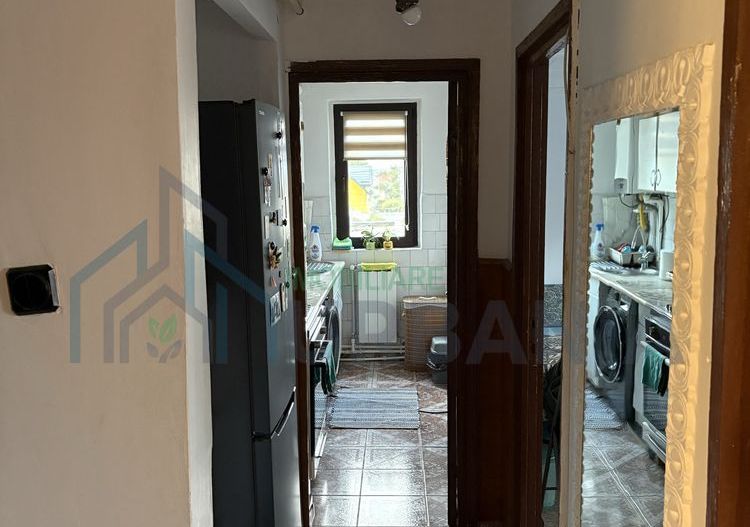 Apartament 2 camere decomandat, etaj 2/10, bloc T5, strada Moldovei, Pașcani - Poză 3