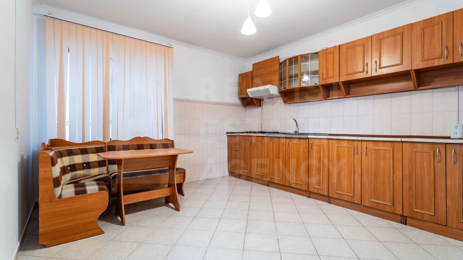 Chirie, spațiu de birouri, 236 mp, strada București, Centru - Poză 12