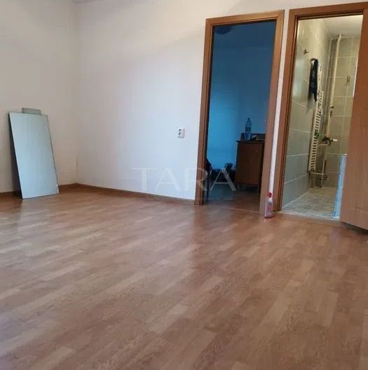 Apartament cu 2 camere de vanzare in Gheorgheni - Poză 1
