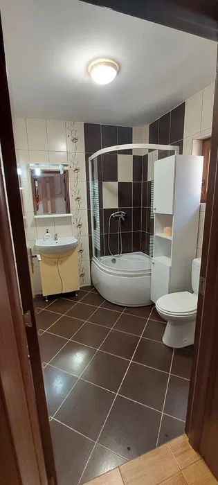 PROPRIETAR inchiriez  (vand ) casa INDIVIDUALA  P+M in Dumbravita - Poză 8