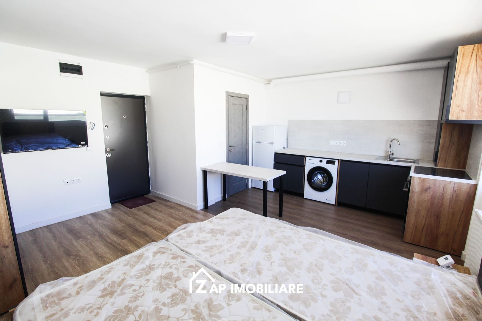 Apt 1 camera - 25 mp - Modern - Prima inchiriere - Poză 5