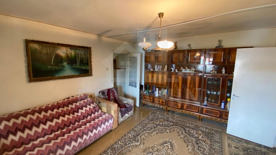 Apartament 2 camere semidecomandat spatios 56mp Rovine MOL - Poză 2