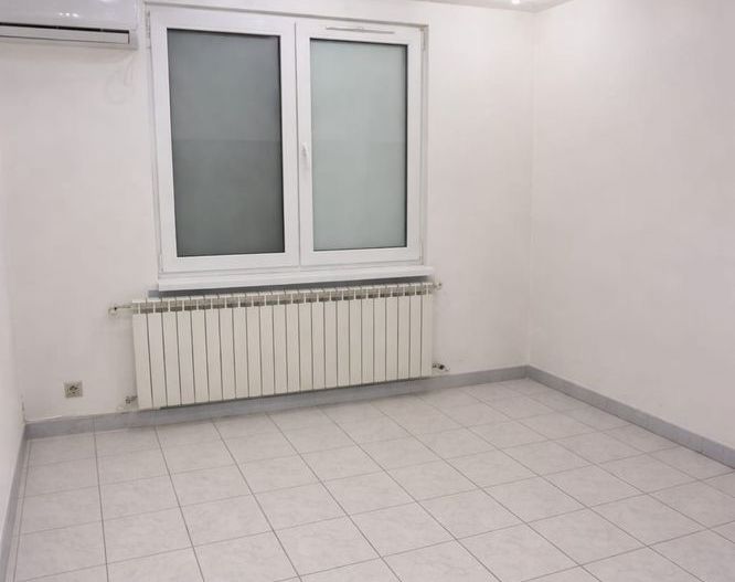 2 camere nemobilat, ideal firma sau locuinta, Piata Minis, pret excelent - Poză 1