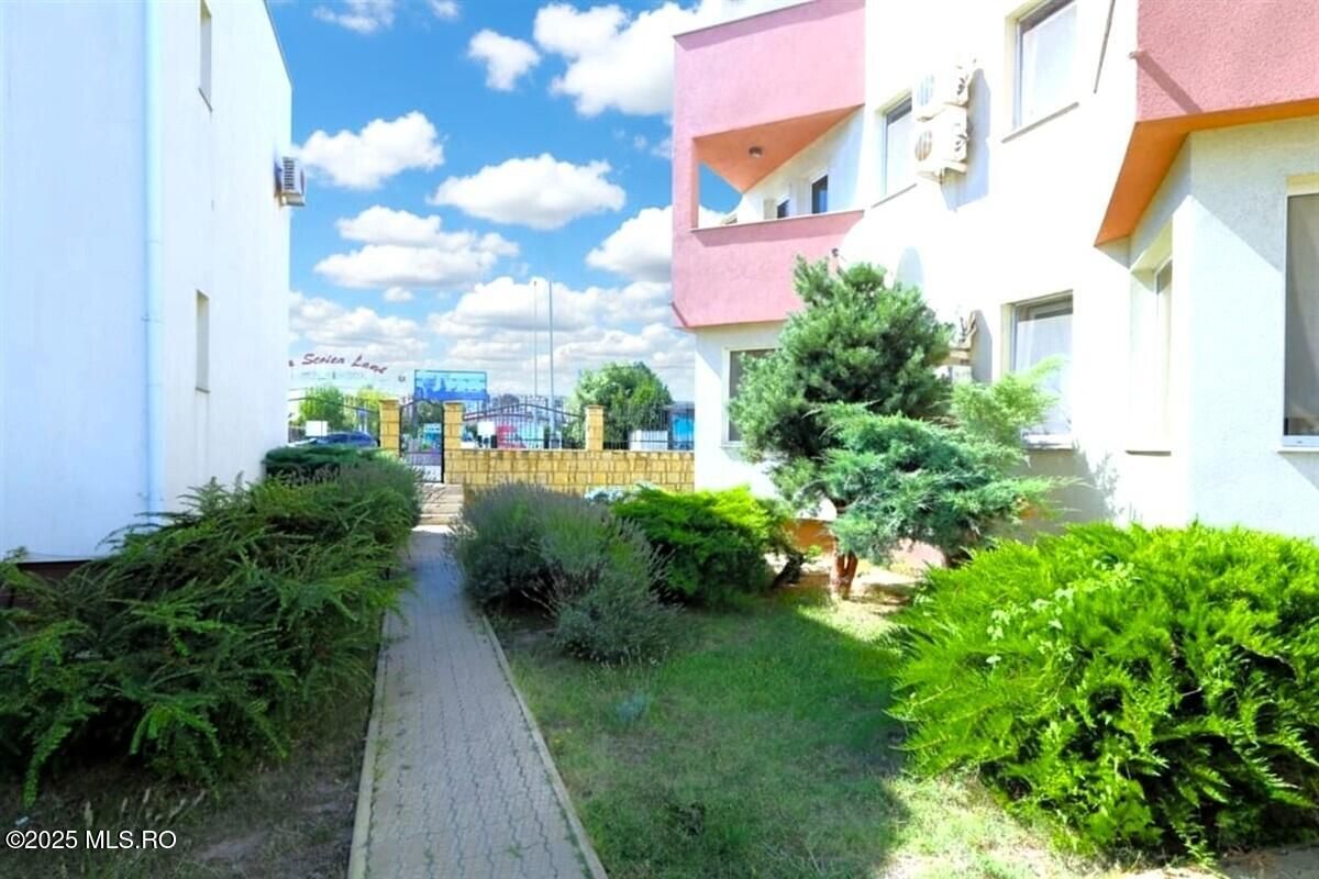 Mamaia Nord - Scoica Land, casa de vacanta la mare, P+1E+Terasa! - Poză 41