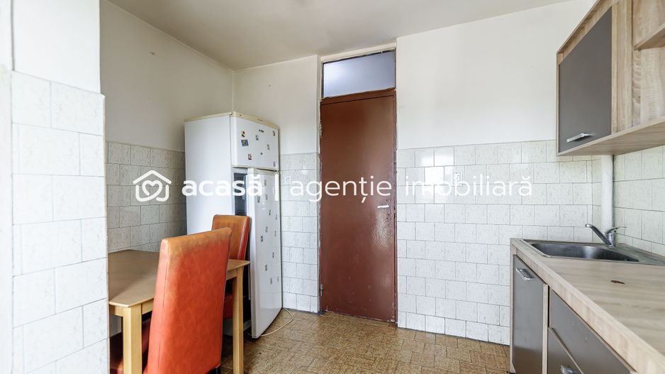 VANDUT! Apartament spatios - 2 camere – 76 mp - Vlaicu, Arad - Poză 6