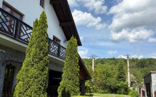 Casă premium în Cisnădioara | 280 mp utili | Teren 1300 mp | 4 dorm - Poză 9