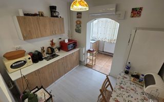 Apartament-Doua-Camere-Decomandat-1Mai-Etaj 2 - Poză 3