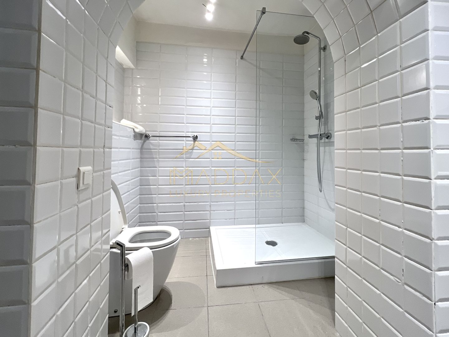 Apartament in Vila | Dorbanti - Capitale | De Vanzare | 1946 - Poză 34