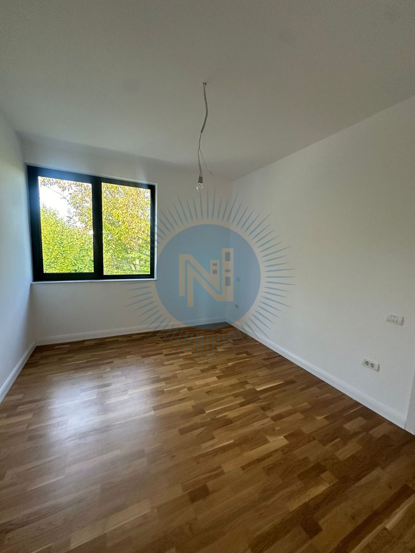 Vila cu 5 camere cu piscina proprie - scoala Americana - Poză 13