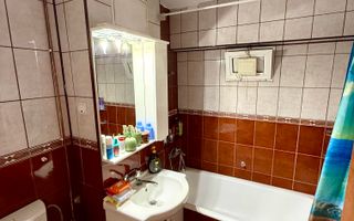 3 decomandate - 2 bai - etaj 1 - centrala proprie - McDonald's - Poză 7