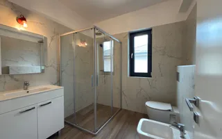Vilă modernă cu 5 camere de închiriat în Corbeanca - Poză 11