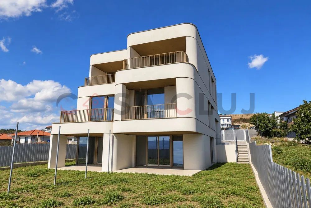 Casa zona Voronet - View superb spre oras - Poză 1