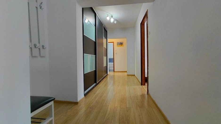 Apartament 3 camere, 2 min metrou, bloc reabilitat, mobilat și utilat complet - Poză 5