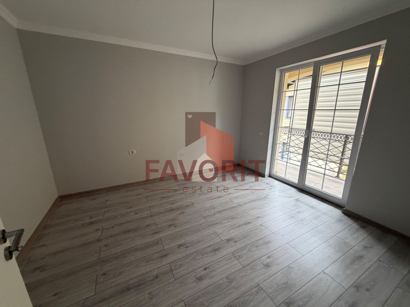 Villa cu 6 apartamente. Gradina in CF. Disponibil imediat - Poză 10