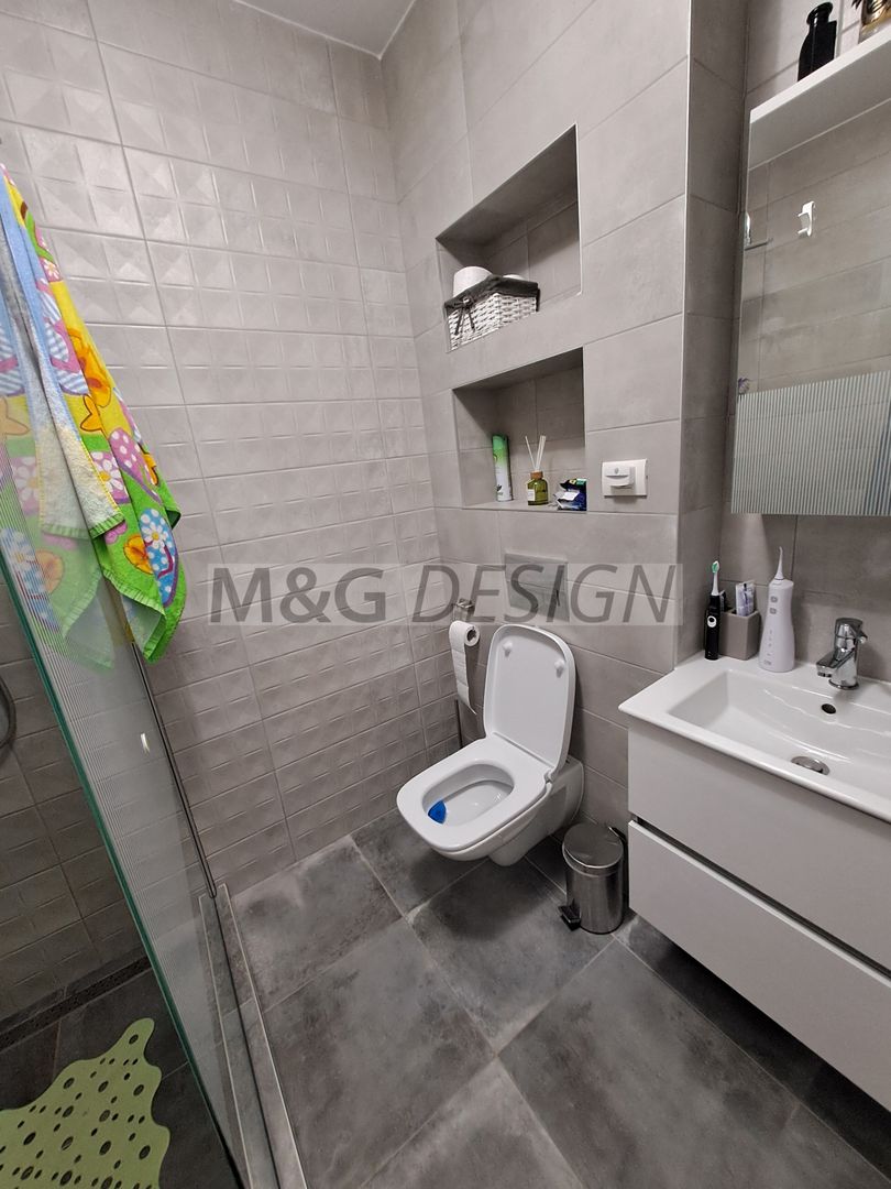 3 camere  bloc nou, 80 mp utili , balcon de 20 m - Poză 24