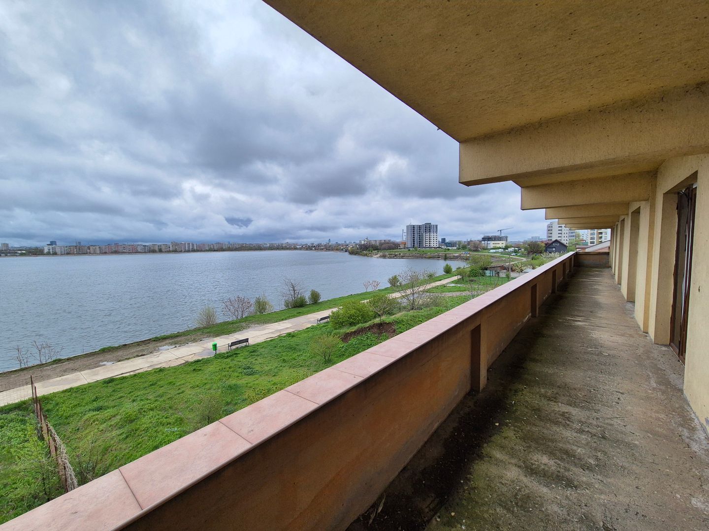 Cladire S+P+3+M - 1762,18 mp + teren 1608 mp - Lacul Morii - Poză 9