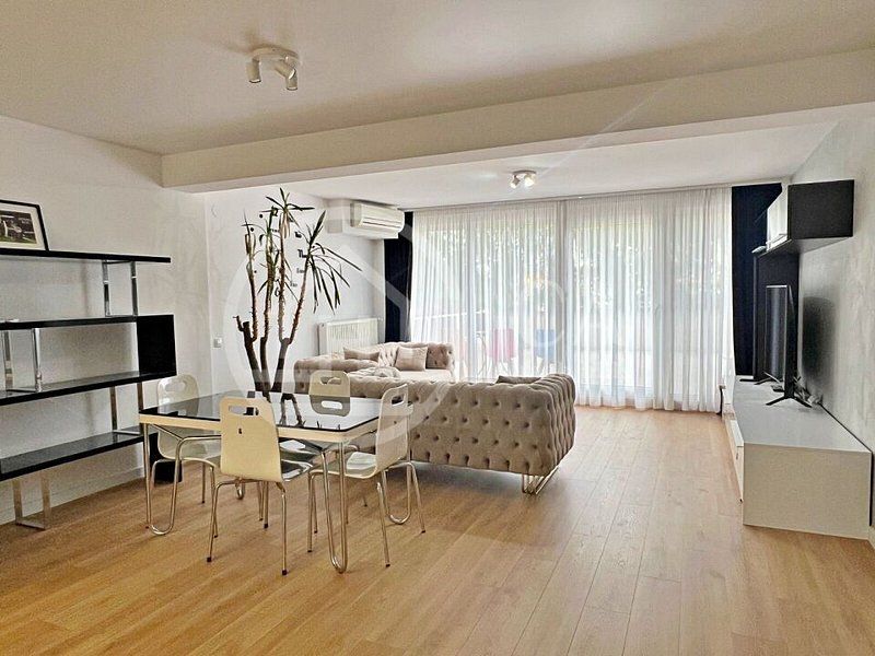 Apartament 3 camere de vanzare in cart. Luceafarul Oradea - Poză 3