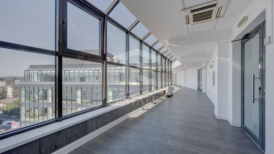 PLOIESTI -ultracentral | Spatii comerciale de inchiriat de la 21mp - Poză 3