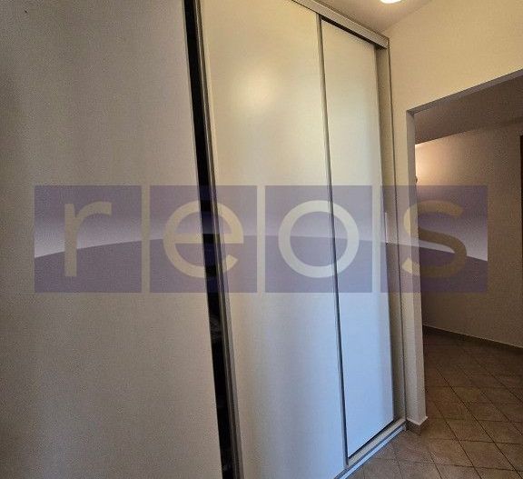 VANZARE  4 CAMERE  DECOMANDAT -DECEBAL- PARCARE - Poză 13