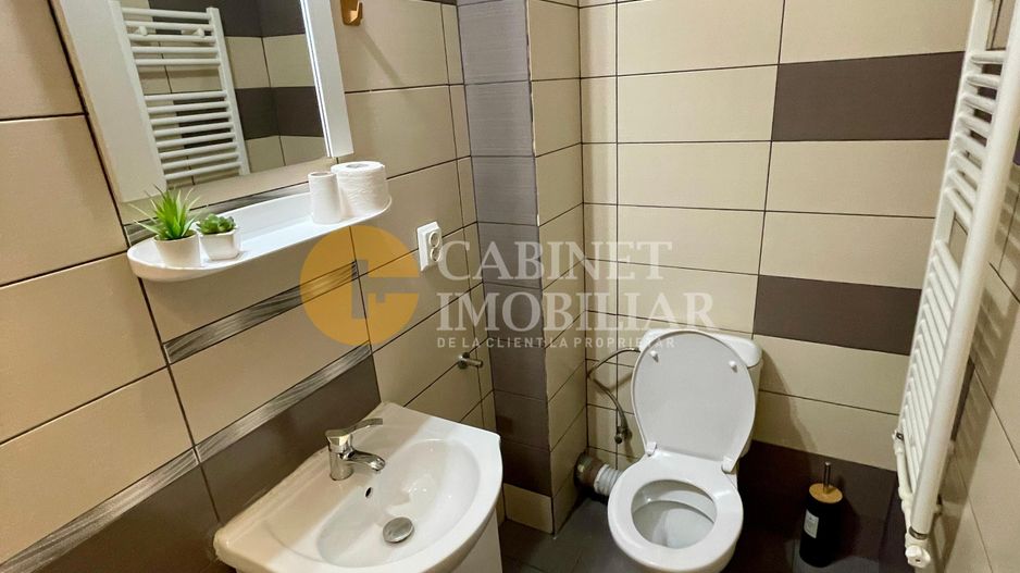 Galata - Bloc Nou - 2 Camere decomandat - Etaj 1 - Mobilat/Utilat - 54 MP - Poză 10