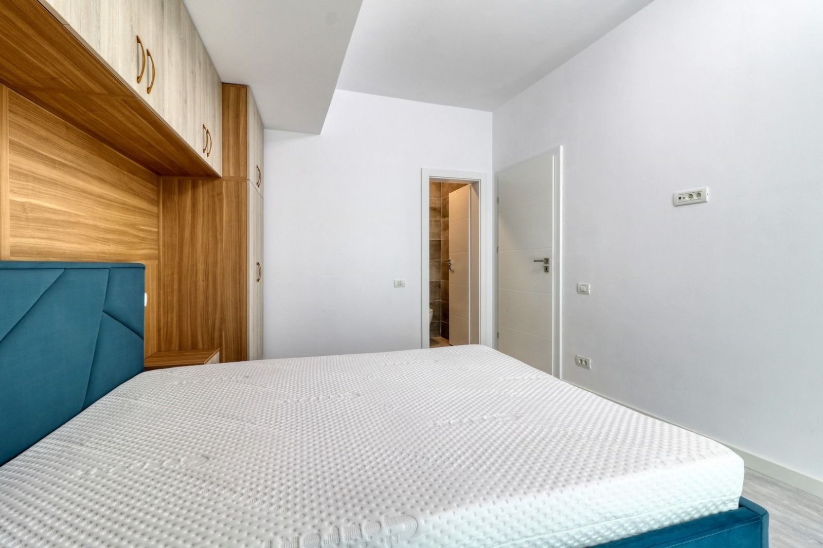 AP. 3 CAMERE DECEBAL, PRIMA INCHIRIERE, PARCARE, INCALZIRE PARDOSEALA - Poză 6