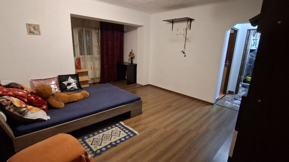 BRASADAS vinde ap 2 cam etaj 2 pe Botizului. - Poză 3