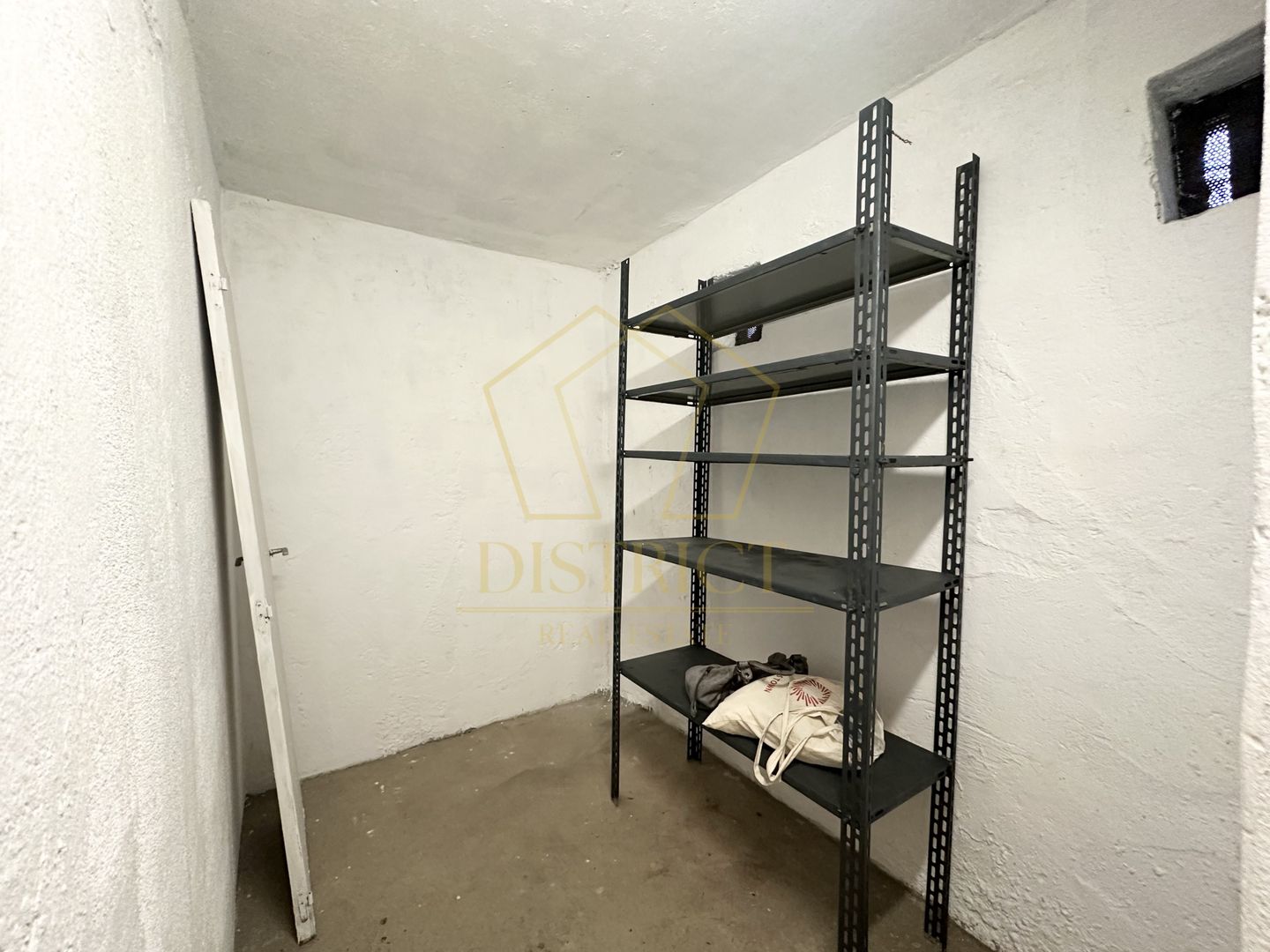 Apartament cu 3 camere, 2 boxe si garaj | Etaj 1 | Zona Fabric - Poză 16