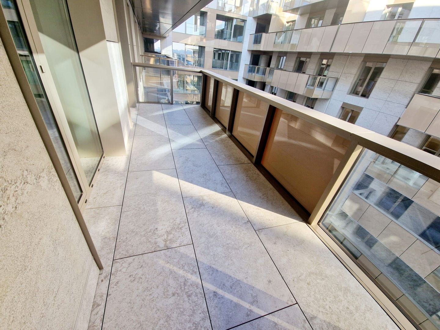 Apartament  3 camere Cortina 126 - Poză 6