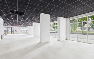 Spațiu comercial 220 mp, 9 parcări, Oradea - Poză 2