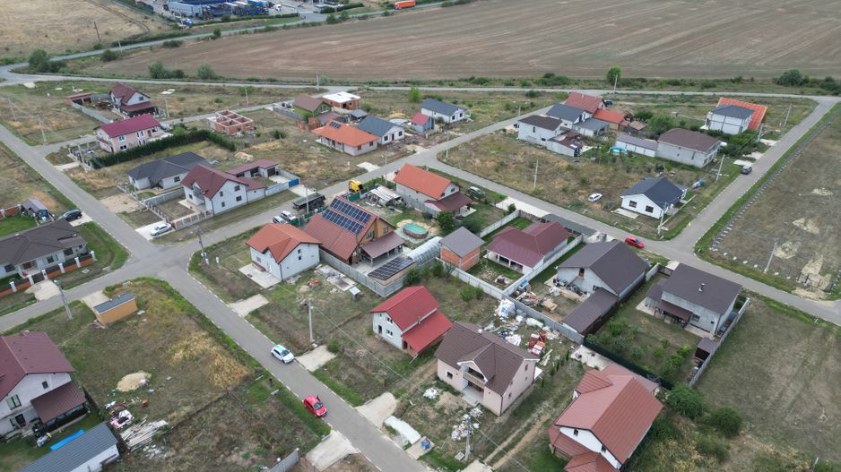 Casa la gri in Frumuseni - Poză 8