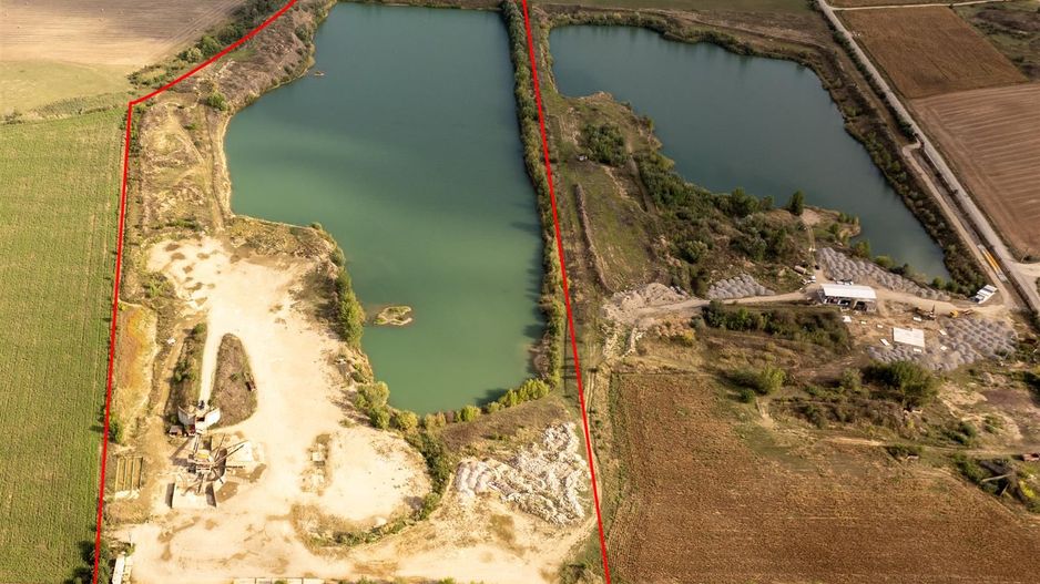 Balastiera in Santaul Mic aproape de Bors - Poză 1