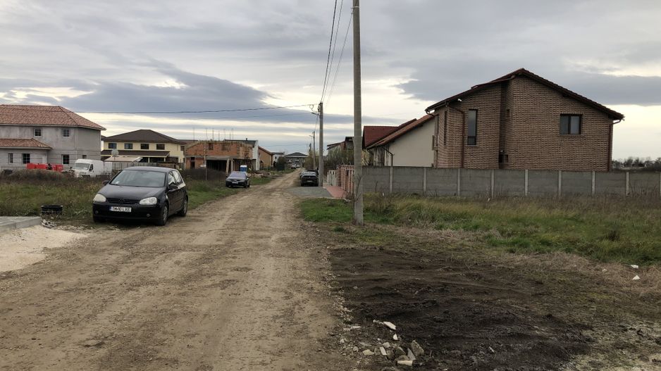 Teren Dumbravita -str Helsinky - Poză 1