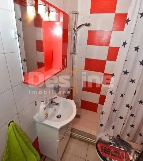 Garsoniera in cartier de case, la curte, pet friendly, Centrul istoric - Poză 4
