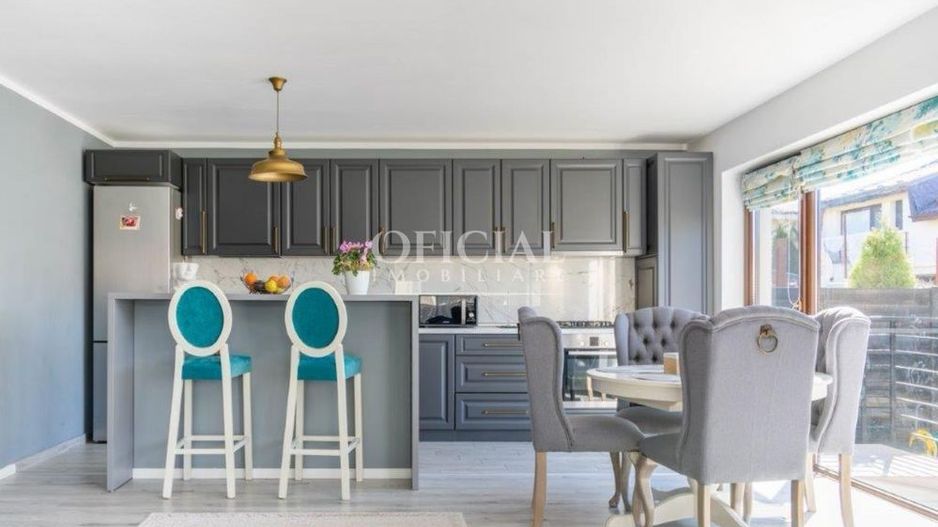 Casa tip triplex | Pet Friendly | 2 Parcari | AC | Florilor | Floresti - Poză 3