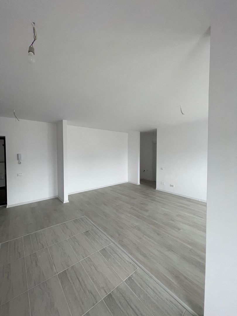 Apartament NOU 2 camere - Loc de parcare si boxa inclusa in pret - Poză 12