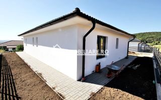 Casa 4 camere la cheie,130 mp,500 mp teren,cartier Unirii - Poză 3