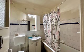 Apartament 2 cam, semidecomandat, Centrala Proprie, Centru, Ploiesti - Poză 8