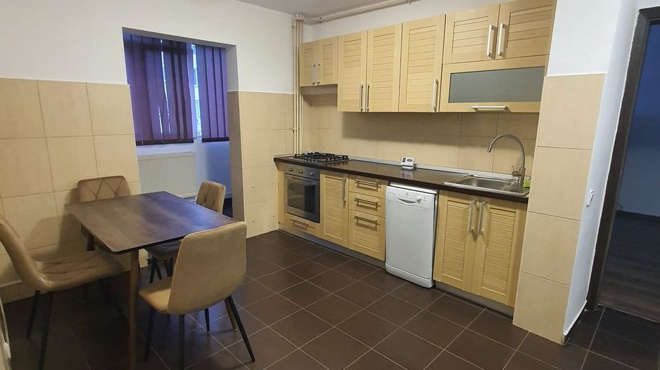 De inchiriat apartament 2 camere renovat, zona Margeanului/Rahova - Poză 2