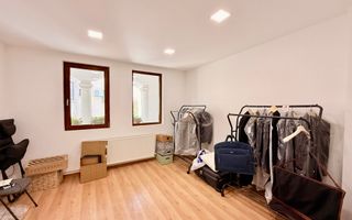 Piata Unirii Fantani Vila  500 mp utili curte 204 mp - Poză 15