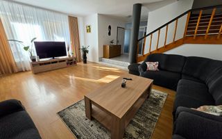 Casa 4 Camere, Zona Centru, 463mp Teren - Poză 3