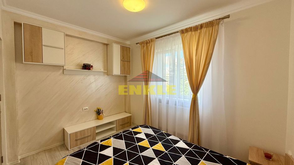 De inchiriat apartament cu 3 camere, zona Unirii. - Poză 3