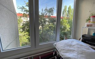 Apartament cu trei camere,etaj 2 - zona Cetatii - Poză 10