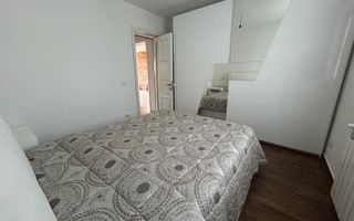 Apartament 3 camere de vanzare - Poză 10