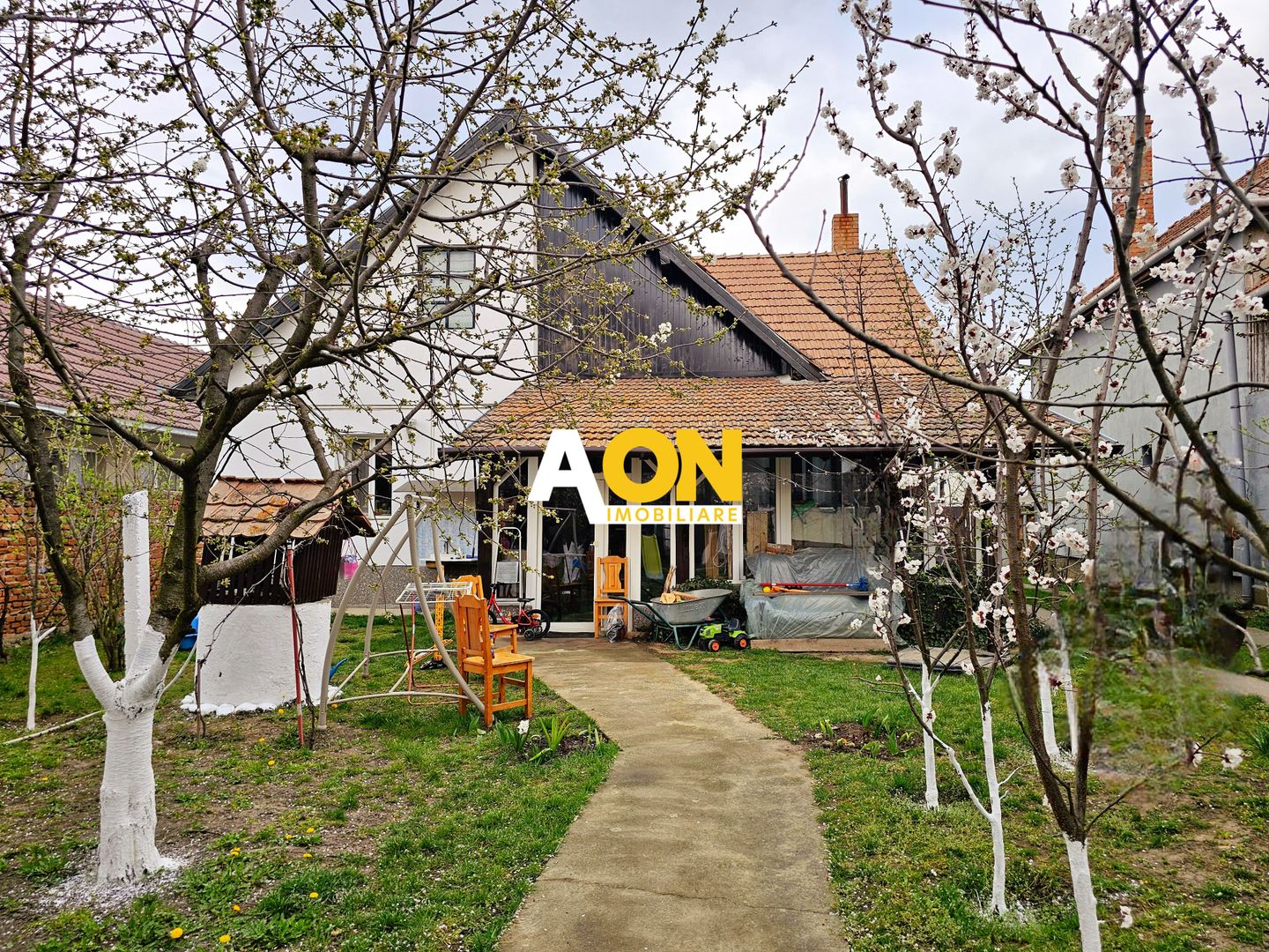 Casa 4 camere, toate utilitatile, 1650 mp teren, Lancram - Poză 5