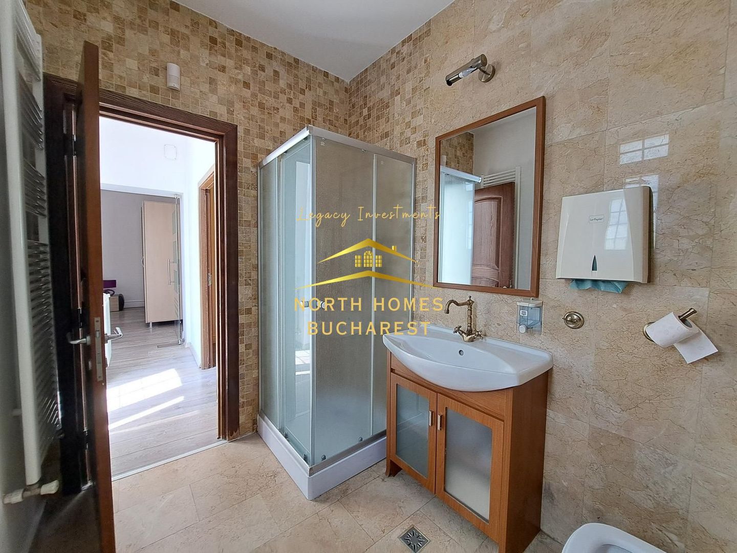 Vila de inchiriat -7 camere -Parcare - zona UNIRII - Poză 3