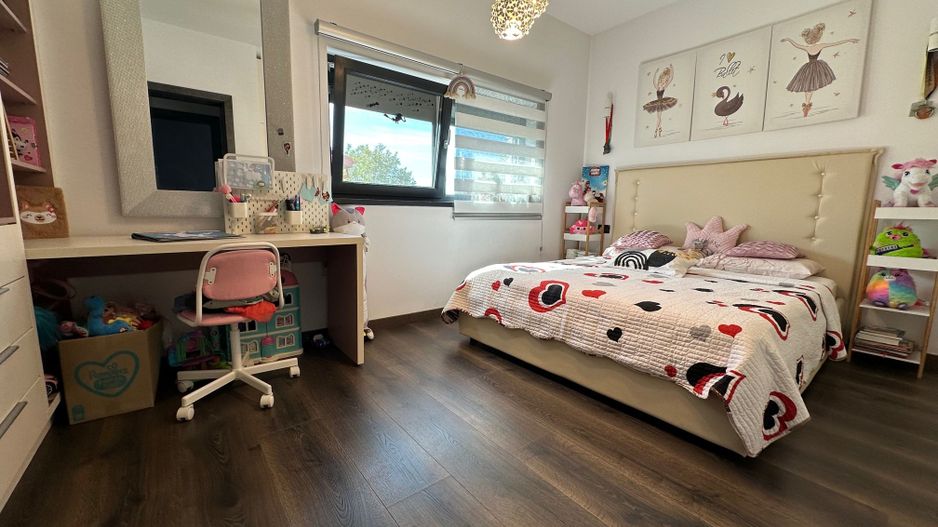 Casa moderna în Dumbravita - Ikea cu garaj - Poză 28