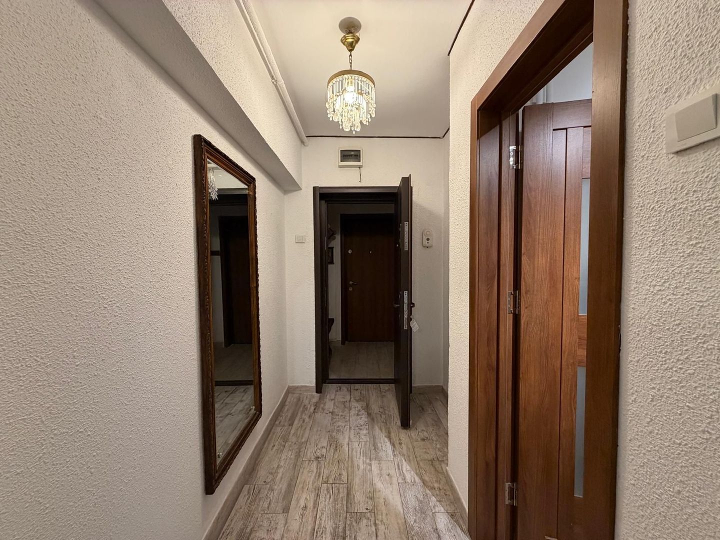 Apartament Piata Unirii, cu parcare - Poză 10