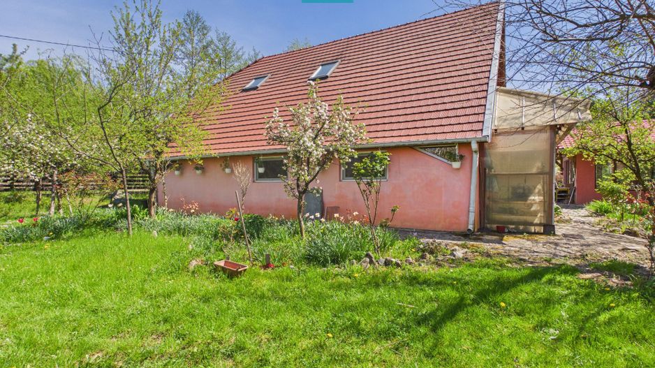 Casă Câmpani, 8000 mp teren, la poalele Apusenilor - Poză 15