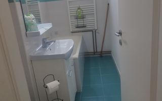 Apartament cu 3 camere, complet renovat și mobilat | Calea Șagului - Poză 8